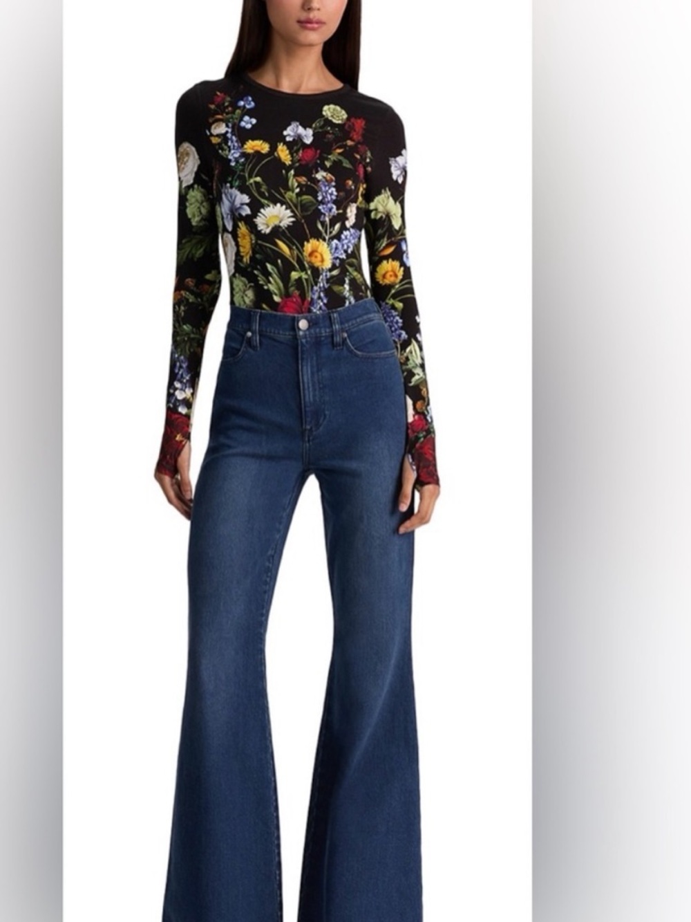 Alice + Olivia
Olea Crewneck Long
Sleeve Bodysuit‼️‼️